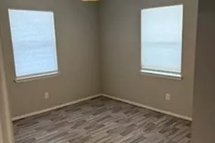 1131 Forester Dr, Dallas, TX 75216 - Photo 12