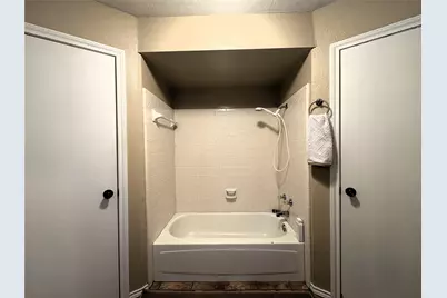 111 Harbor Haven Street, Gun Barrel City, TX 75156 - Photo 14