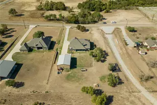 3841 J E Woody Rd, Springtown, TX 76082 - Photo 34