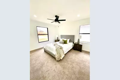 10916 Wyatt Street, Dallas, TX 75218 - Photo 8