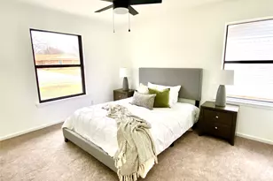 10916 Wyatt St, Dallas, TX 75218 - Photo 8