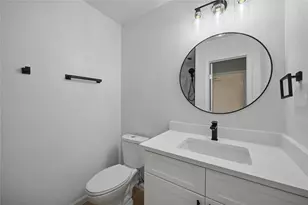 512 Shadowbrook Ln, Hurst, TX 76053 - Photo 28