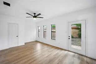 512 Shadowbrook Ln, Hurst, TX 76053 - Photo 22