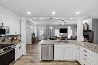 128 Colorado, Van, TX 75790 - Photo 18