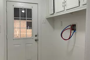 1046 W Collins St, Denison, TX 75020 - Photo 26