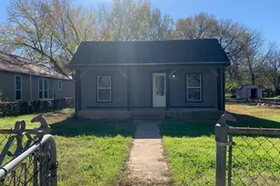 1046 W Collins St, Denison, TX 75020 - Photo 28