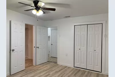 1046 W Collins Street, Denison, TX 75020 - Photo 12