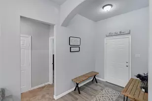 1317 Dacki Ave, Dallas, TX 75211 - Photo 12