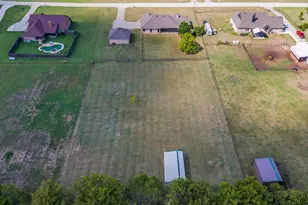 9213 Chisum Rd, Dish, TX 76247 - Photo 28