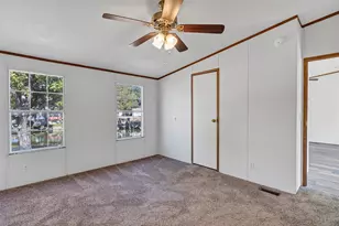 4504 E Kenwood Ct, Granbury, TX 76049 - Photo 18