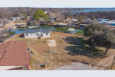 4504 E Kenwood Court, Granbury, TX 76049 - Photo 2