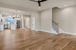 207 W 7th St, Justin, TX 76247 - Photo 14