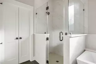 207 W 7th St, Justin, TX 76247 - Photo 22