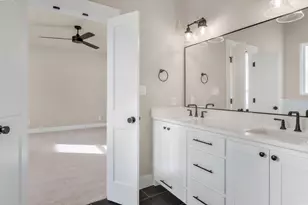 207 W 7th St, Justin, TX 76247 - Photo 20