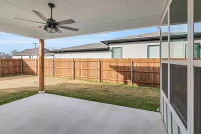 207 W 7th Street, Justin, TX 76247 - Photo 38