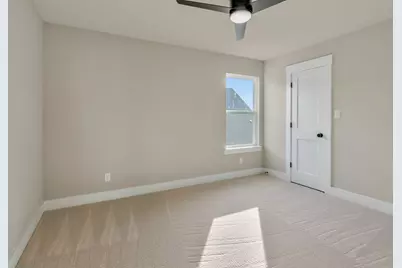 207 W 7th Street, Justin, TX 76247 - Photo 34