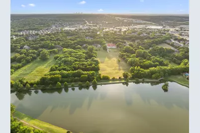 8542 Meadowbrook Drive, Fort Worth, TX 76120 - Photo 24