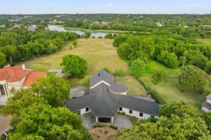 8542 Meadowbrook Dr, Fort Worth, TX 76120 - Photo 18