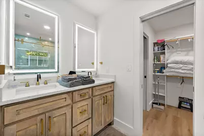 5417 Vicki Street, Haltom City, TX 76117 - Photo 18