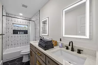 5417 Vicki Street, Haltom City, TX 76117 - Photo 20