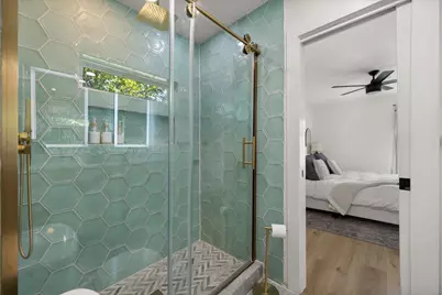 5417 Vicki Street, Haltom City, TX 76117 - Photo 16