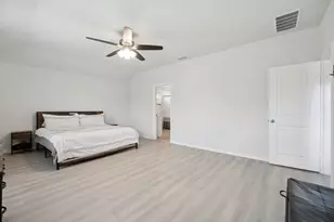 9513 Doverglen Dr, Fort Worth, TX 76131 - Photo 10