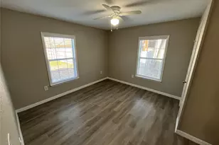 8335 Tenino St, Dallas, TX 75217 - Photo 16