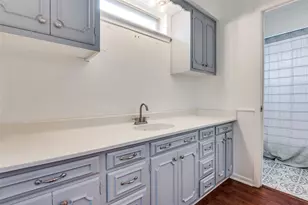 108 N Baker St, Ferris, TX 75125 - Photo 14