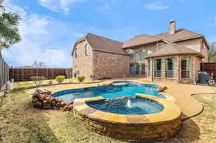 10912 Yorkshire Ln, Frisco, TX 75033 - Photo 1