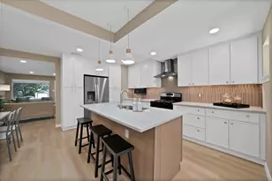 12135 Oberlin Dr, Dallas, TX 75243 - Photo 2