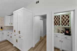 5417 Vicki St, Haltom City, TX 76117 - Photo 12