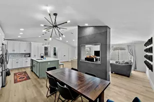 5417 Vicki St, Haltom City, TX 76117 - Photo 8