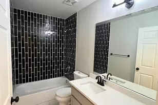 2619 Stephenson Dr, Dallas, TX 75215 - Photo 10