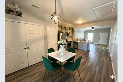 2619 Stephenson Drive, Dallas, TX 75215 - Photo 4