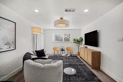 718 E Pecan Street #718, Hurst, TX 76053 - Photo 2