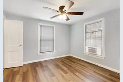 519 Sunnyside Avenue, Cockrell Hill, TX 75211 - Photo 20