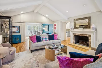 9545 Milltrail Drive, Dallas, TX 75238 - Photo 8