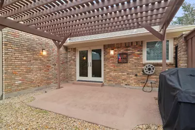 9545 Milltrail Drive, Dallas, TX 75238 - Photo 24