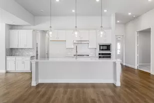 406 Chatham Dr, Little Elm, TX 75068 - Photo 4