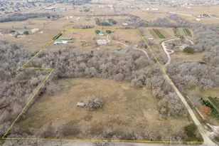 1827 Dr Sanders Rd, Aubrey, TX 76227 - Photo 2