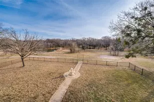 1827 Dr Sanders Rd, Aubrey, TX 76227 - Photo 34