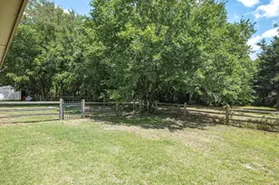 205 Private Rd, Decatur, TX 76234 - Photo 38