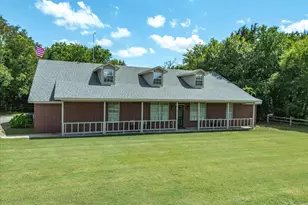 205 Private Rd, Decatur, TX 76234 - Photo 2