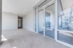 2430 Victory Park Ln, Dallas, TX 75219 - Photo 16