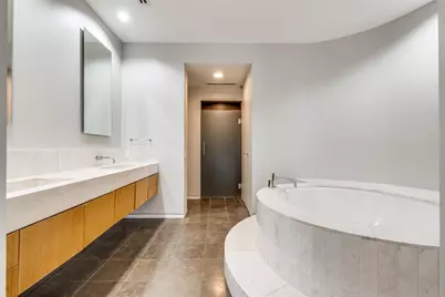 2430 Victory Park Lane #1809, Dallas, TX 75219 - Photo 22