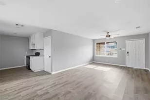 3901 Hiland Dr, Beverly Hills, TX 76711 - Photo 2