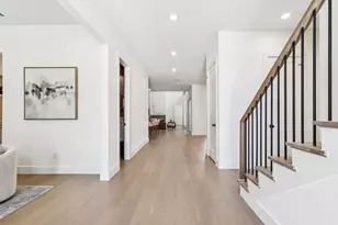 6402 Kenwood Ave, Dallas, TX 75214 - Photo 2