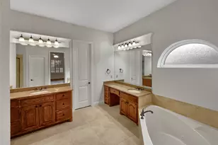 913 Clack Dr, Garland, TX 75044 - Photo 6