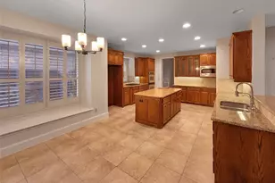 913 Clack Dr, Garland, TX 75044 - Photo 2