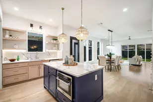 807 S Glasgow Dr, Dallas, TX 75223 - Photo 12